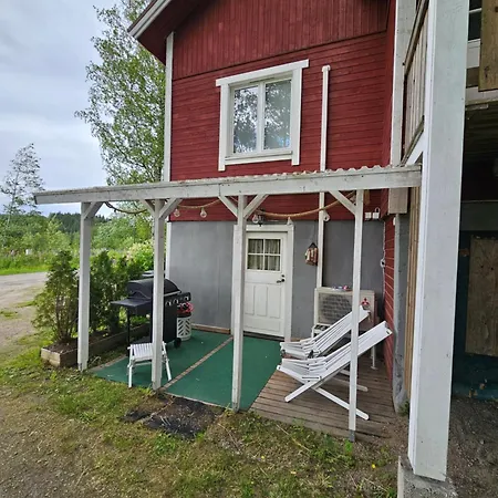 Rauhallinen Asunto Maalla, Navetan Paeaedyssae. * Muurame